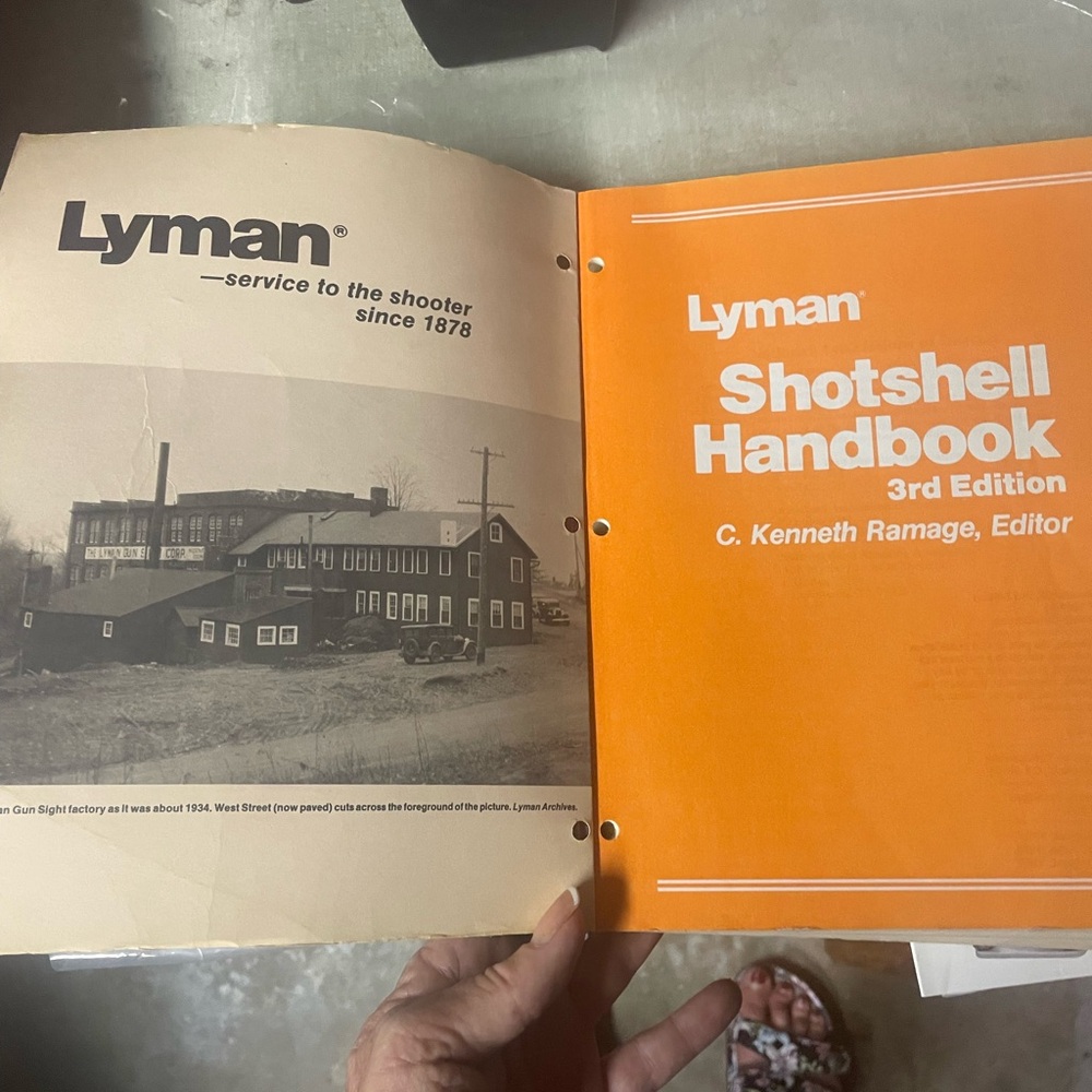 Shotshell Handbook - Third Edition - Picture 5 of 10